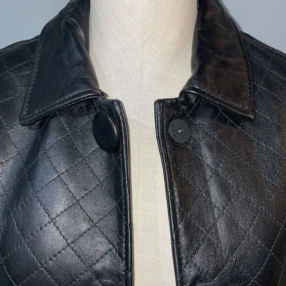 Jaclyn Smith Vintage Genuine Leather Quilted Jacket size S Collared Snap Front - Picture 2 of 11